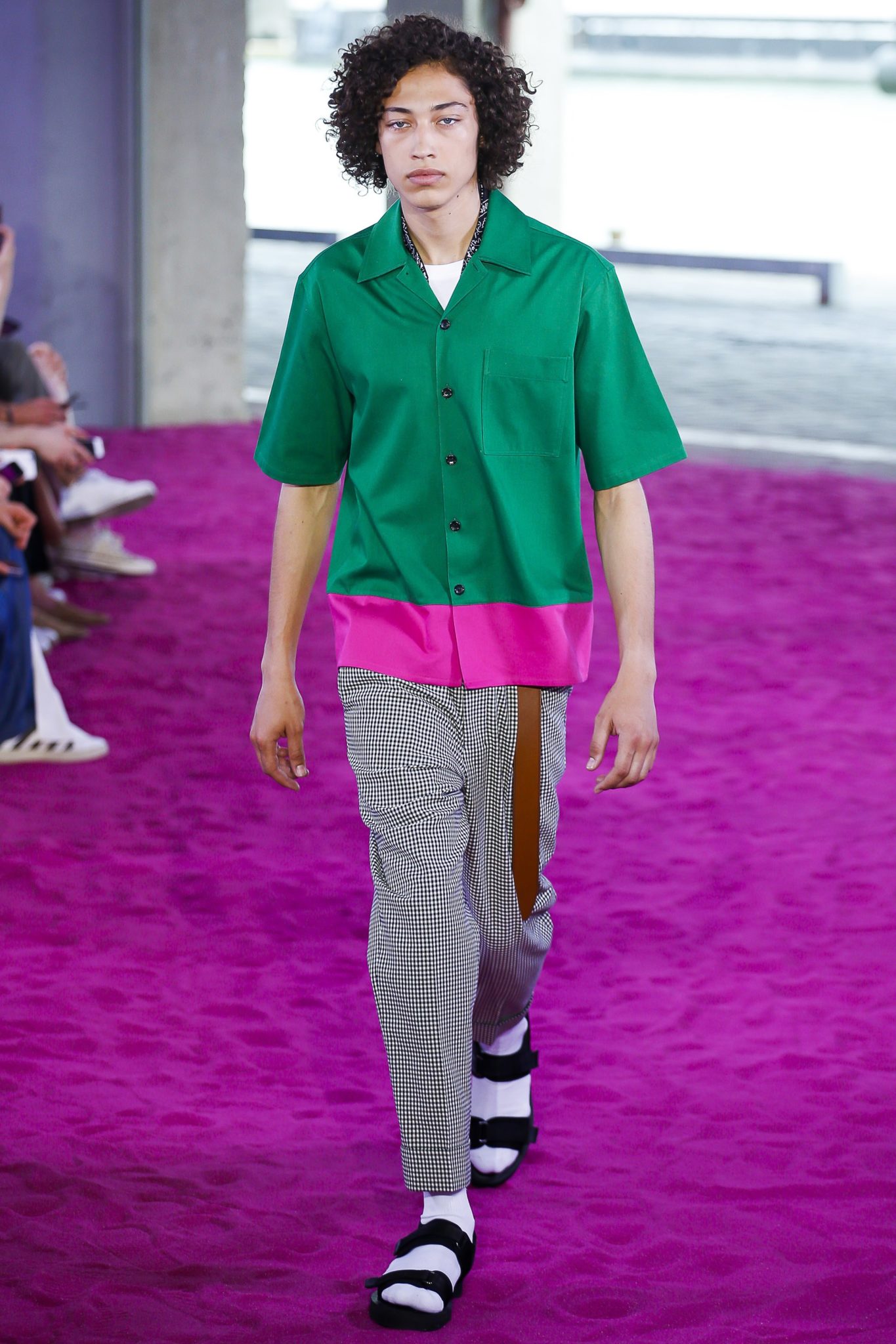 avis tendance claquettes chaussettes blog