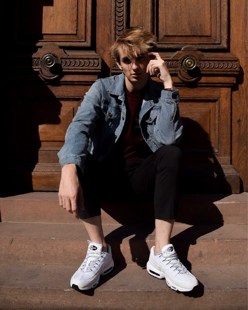 R?�inventer le pantalon de costume �?? Maurice Style